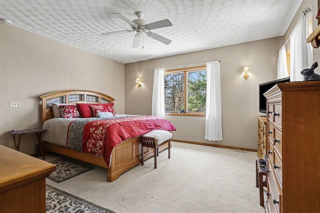 8362 E River Road, Battle Creek, MI 49014