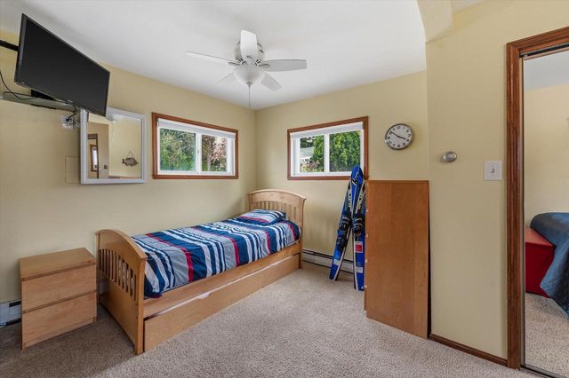 W342N4870 Lindy LANE, Nashotah, WI 53058
