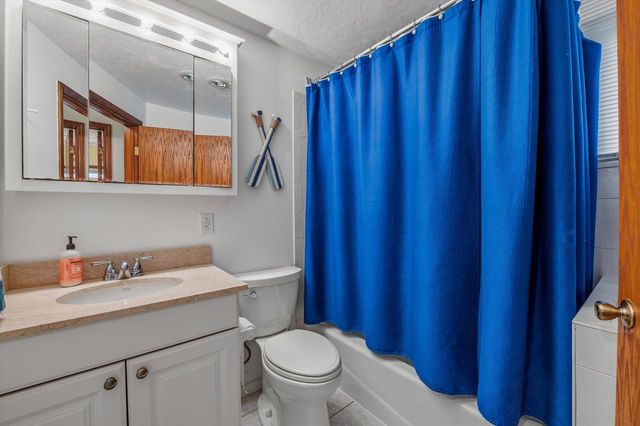 W342N4870 Lindy LANE, Nashotah, WI 53058