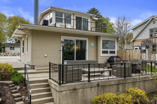 W342N4870 Lindy LANE, Nashotah, WI 53058