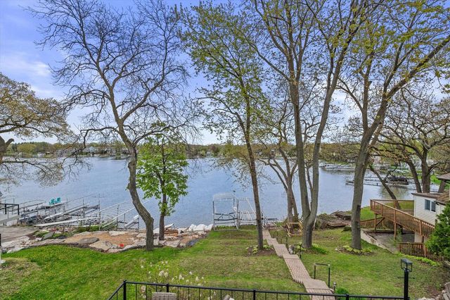 W342N4870 Lindy LANE, Nashotah, WI 53058