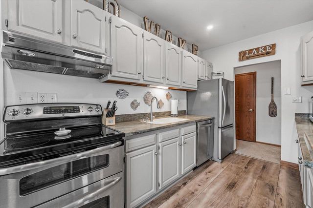 W342N4870 Lindy LANE, Nashotah, WI 53058