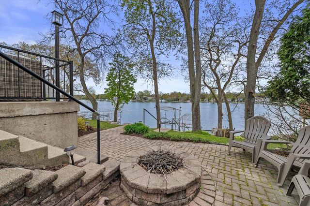 W342N4870 Lindy LANE, Nashotah, WI 53058