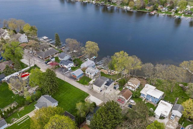 W342N4870 Lindy LANE, Nashotah, WI 53058