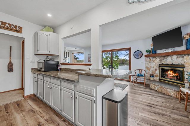W342N4870 Lindy LANE, Nashotah, WI 53058