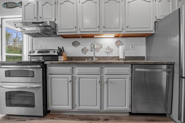 W342N4870 Lindy LANE, Nashotah, WI 53058