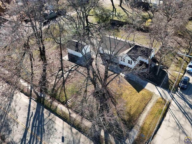 930 NW Harrison ST, Topeka, KS 66608