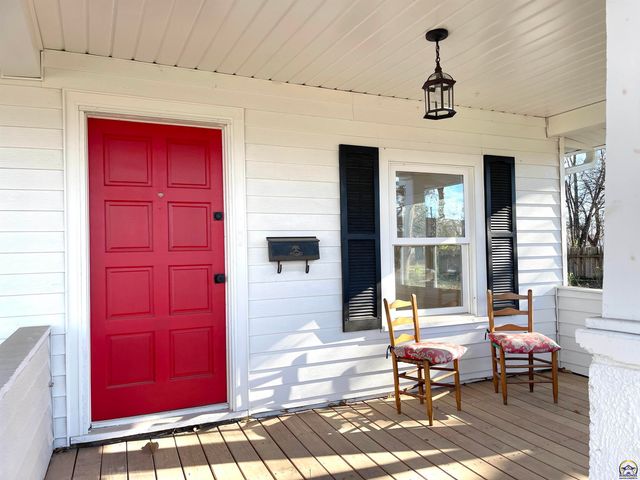 930 NW Harrison ST, Topeka, KS 66608