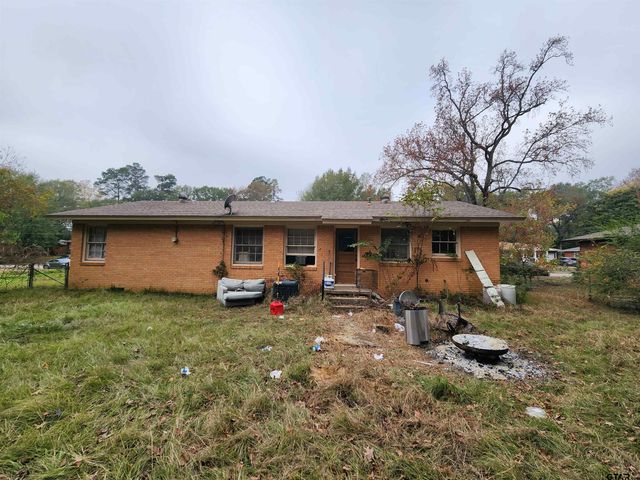 2314 Pleasant Drive, Tyler, TX 75701