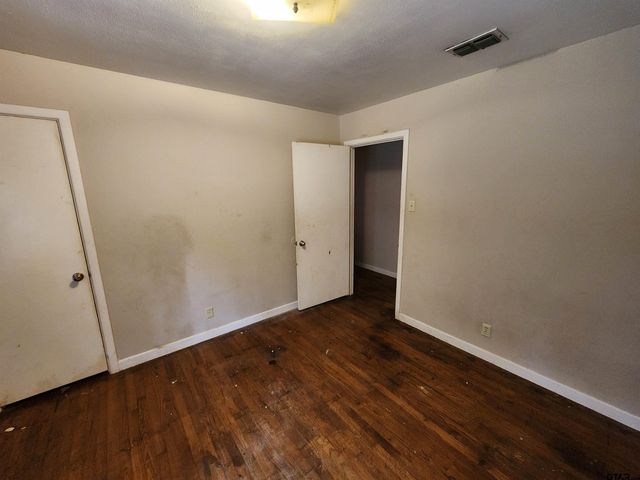 2314 Pleasant Drive, Tyler, TX 75701