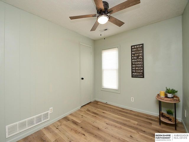 1235 N 7th Street, Lincoln, NE 68508