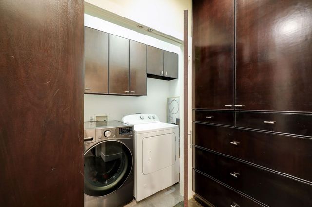 2022 Converse Street, Houston, TX 77006