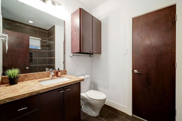 2022 Converse Street, Houston, TX 77006