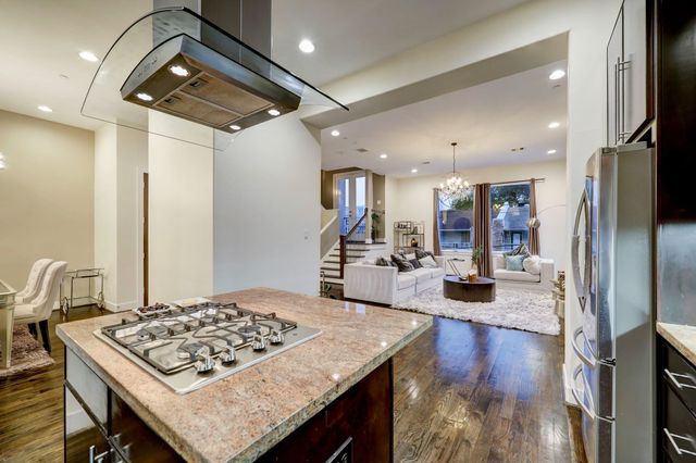 2022 Converse Street, Houston, TX 77006