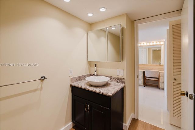 11 Island Ave 1410, Miami Beach, FL 33139