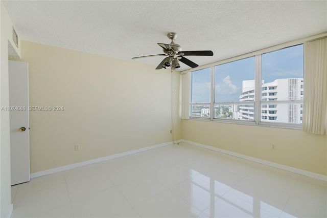 11 Island Ave 1410, Miami Beach, FL 33139