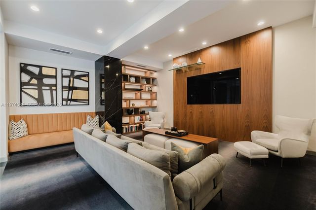 11 Island Ave 1410, Miami Beach, FL 33139