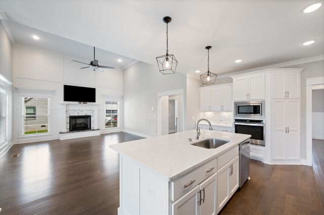 1901 Rhonda Dr, Christiana, TN 37037