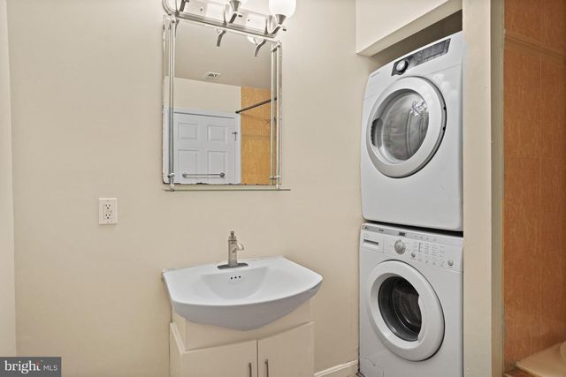 5115 BASS PL SE, Washington, DC 20019