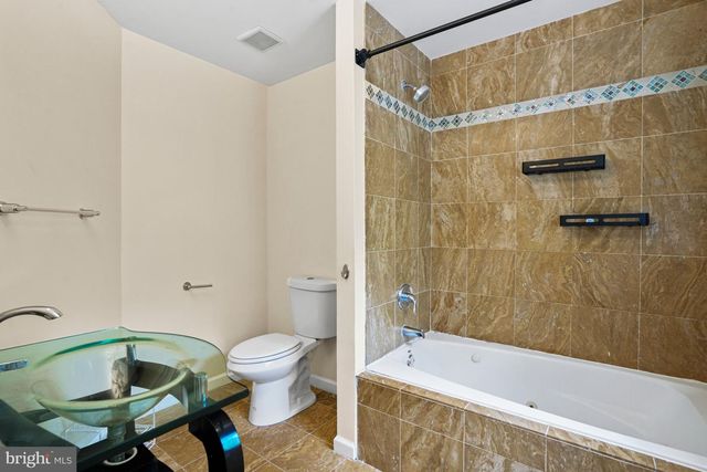 5115 BASS PL SE, Washington, DC 20019