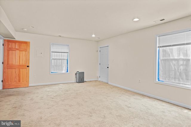 5115 BASS PL SE, Washington, DC 20019