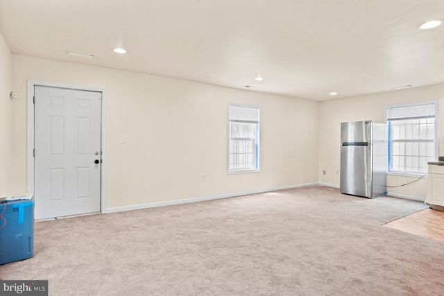 5115 BASS PL SE, Washington, DC 20019
