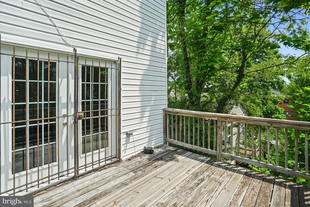 5115 BASS PL SE, Washington, DC 20019