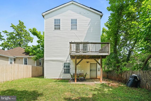 5115 BASS PL SE, Washington, DC 20019