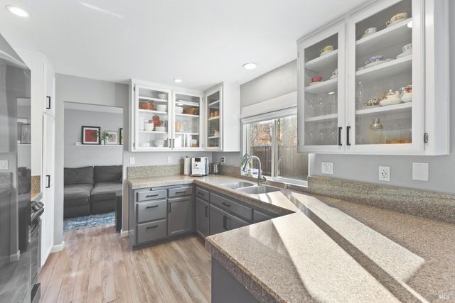 6417 Yale St, Windsor, CA 95492