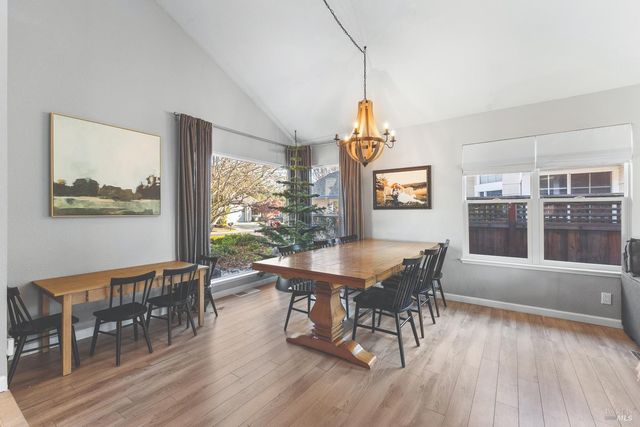 6417 Yale St, Windsor, CA 95492