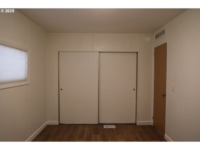 11402 Sw Royal Villa Dr 144, Tigard, OR 97224