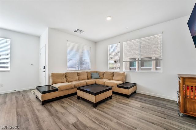 2557 Venetia Pointe Street, Henderson, NV 89044