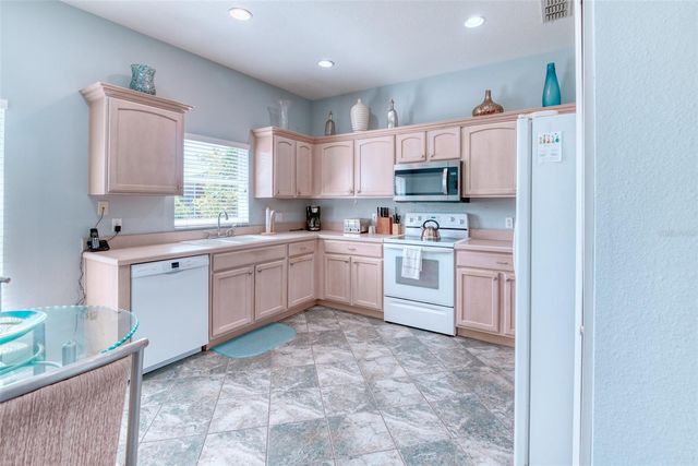 100 MERIDIAN AVENUE, Poinciana, FL 34759