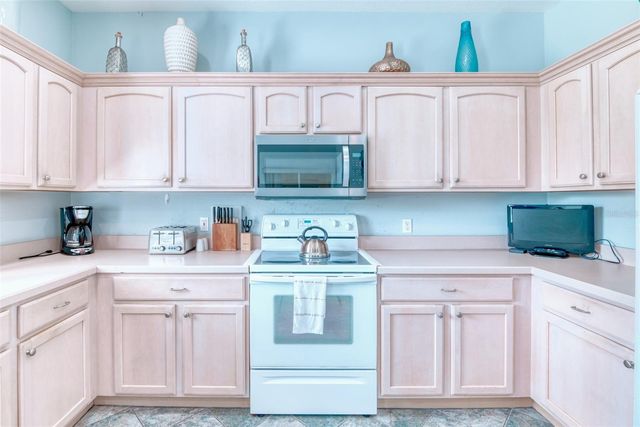 100 MERIDIAN AVENUE, Poinciana, FL 34759