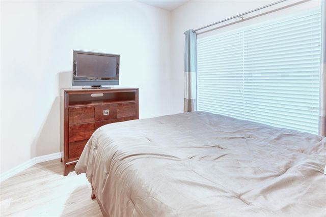 100 MERIDIAN AVENUE, Poinciana, FL 34759