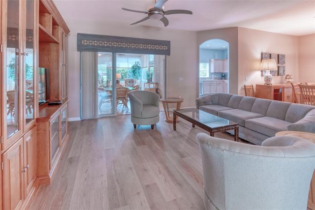 100 MERIDIAN AVENUE, Poinciana, FL 34759