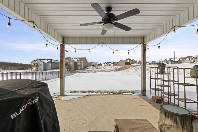 1801 FAIR OAKS CT, Columbia, MO 65201