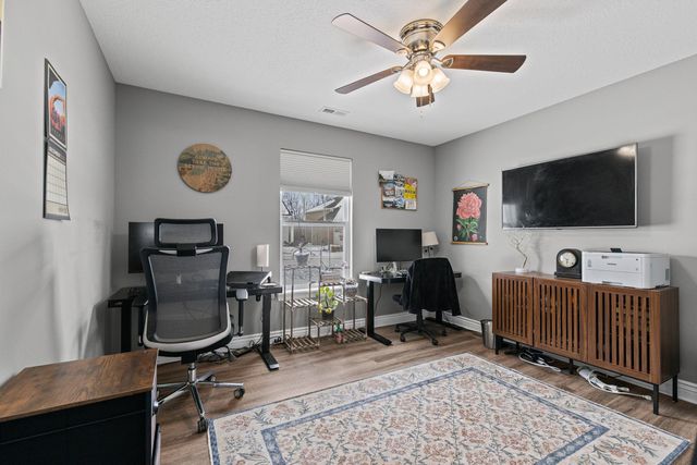 1801 FAIR OAKS CT, Columbia, MO 65201