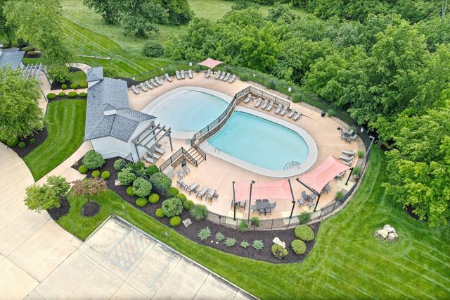 1801 FAIR OAKS CT, Columbia, MO 65201