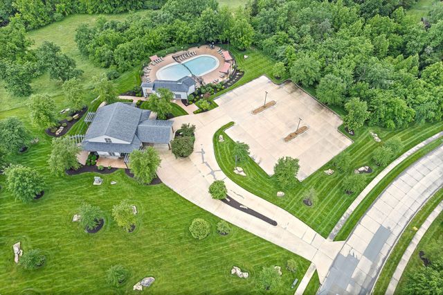 1801 FAIR OAKS CT, Columbia, MO 65201