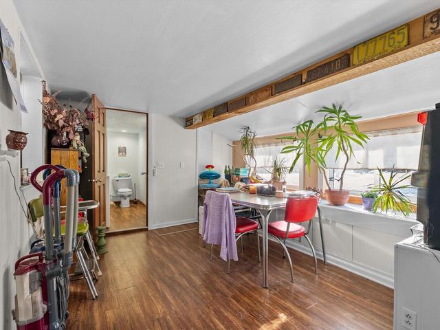 4213 Menasha AVENUE, Manitowoc, WI 54220