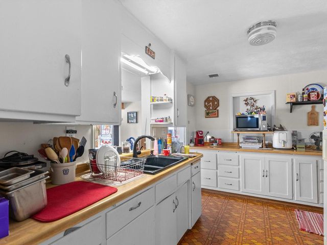 4213 Menasha AVENUE, Manitowoc, WI 54220