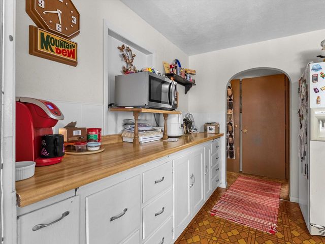 4213 Menasha AVENUE, Manitowoc, WI 54220