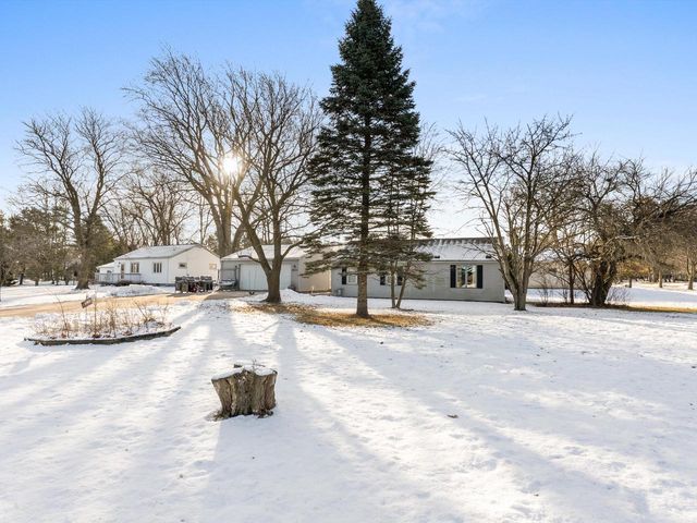 4213 Menasha AVENUE, Manitowoc, WI 54220