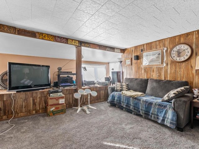 4213 Menasha AVENUE, Manitowoc, WI 54220