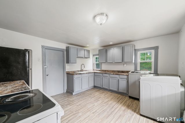 66 Pearl Street, Seymour, CT 06483