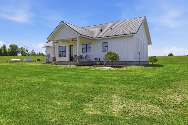 18605 NW COUNTY ROAD 235A, Alachua, FL 32615