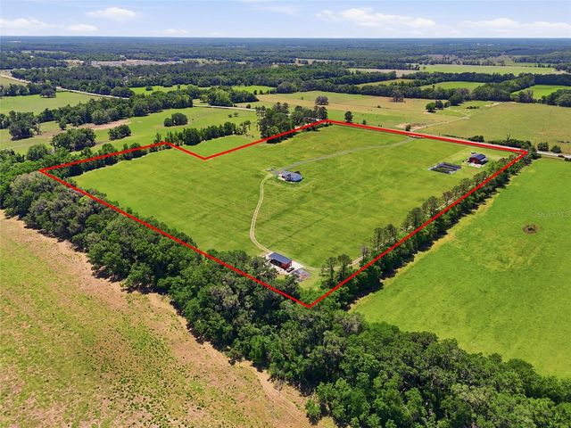 18605 NW COUNTY ROAD 235A, Alachua, FL 32615