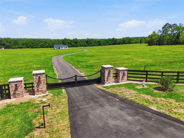 18605 NW COUNTY ROAD 235A, Alachua, FL 32615
