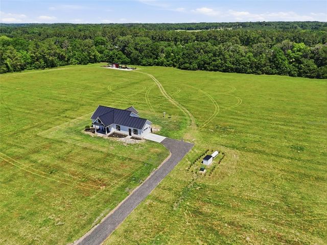 18605 NW COUNTY ROAD 235A, Alachua, FL 32615